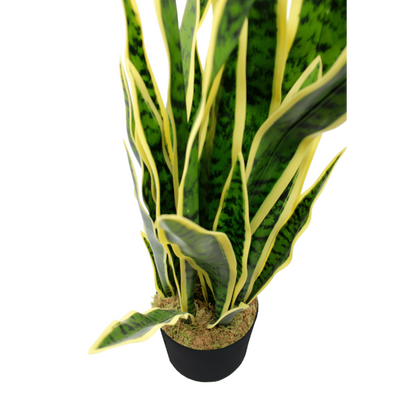 Decoratieve kunstplant van Sansevieria op standaard